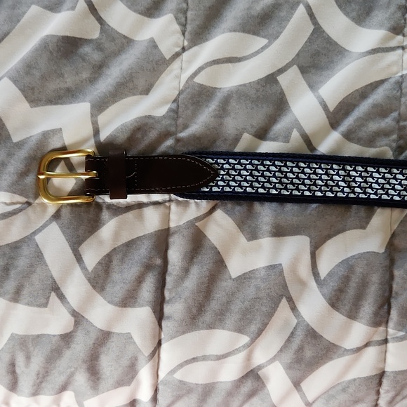 Vineyard Vine Whale belt - Picture 3 of 7